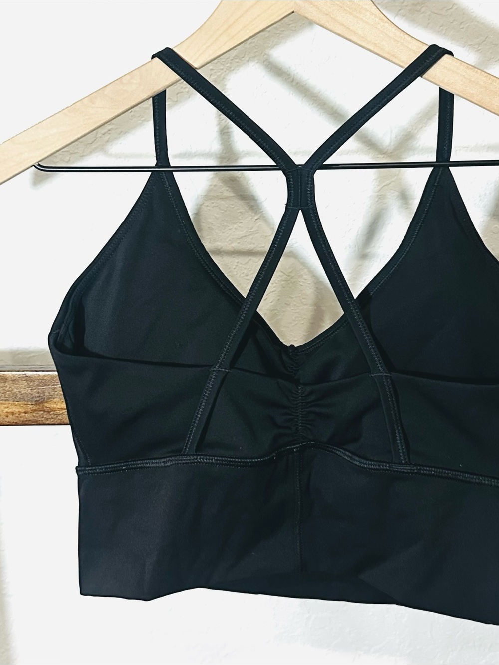 Gymshark Ruched Black V Neck Medium Support Sports Bra XS - Picture 6 of 9